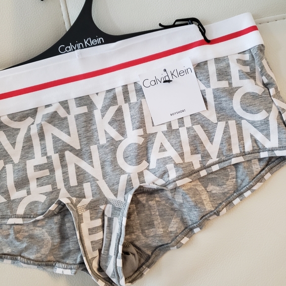 CALVIN KLEIN BOYSHORTS SIZE M - Picture 2 of 4